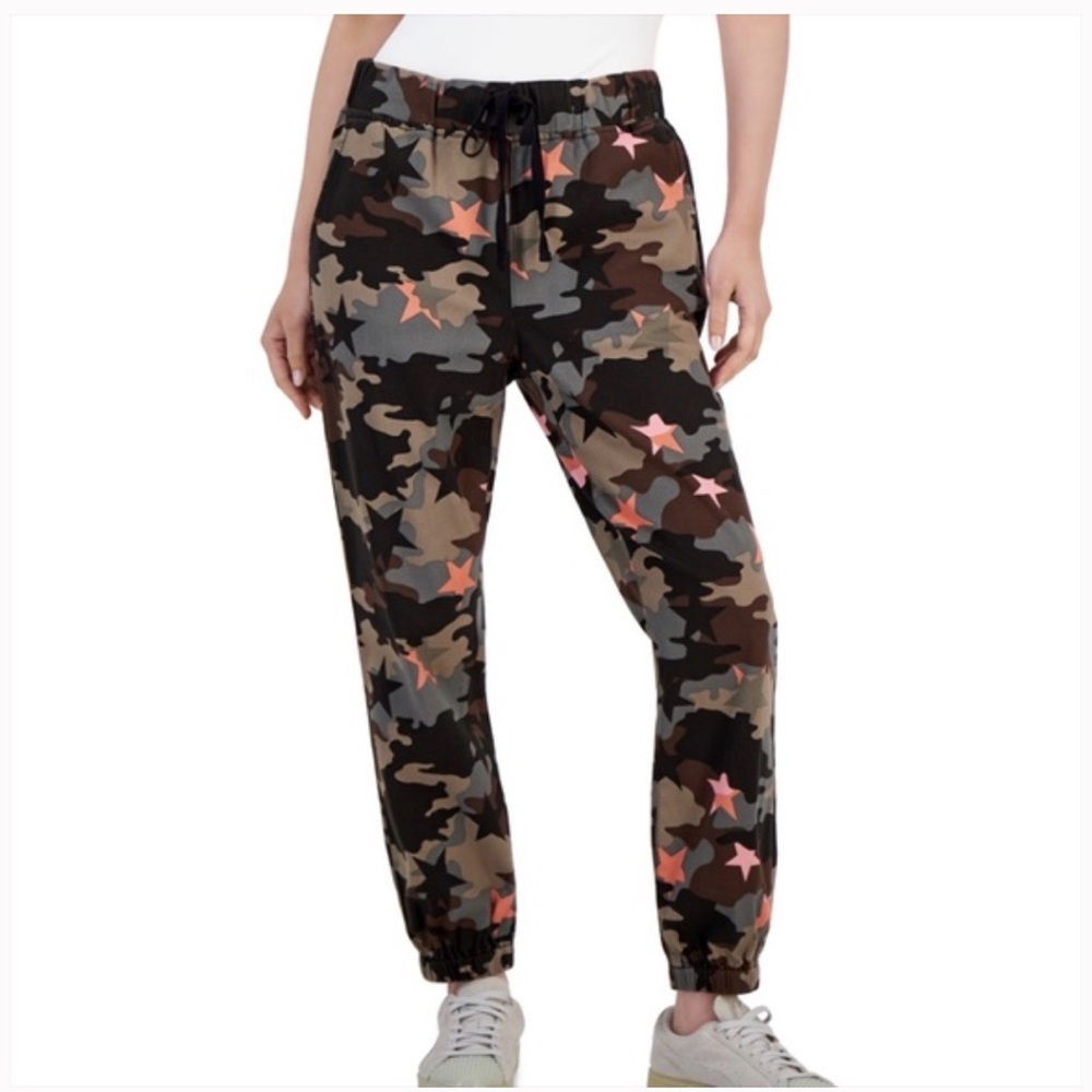 Tinseltown Camouflage Joggers with Star Accents